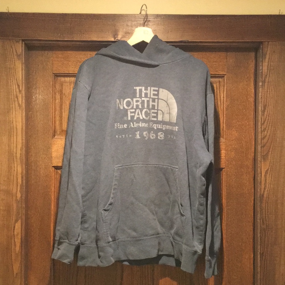 Men’s North Face hoodie
